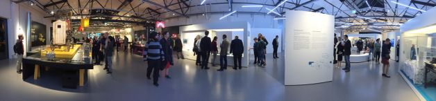 Panorama Foto: Eröffnung Dauerausstellung "Das Netz", Deutsches Technikmuseum Berlin mit 30+ Besuchern