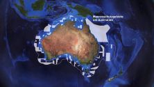 Standbild des Case-Videos: Satelliten Bild von Australien mit überlagerter Grafik "Meeresschutzgebiete um Australien"